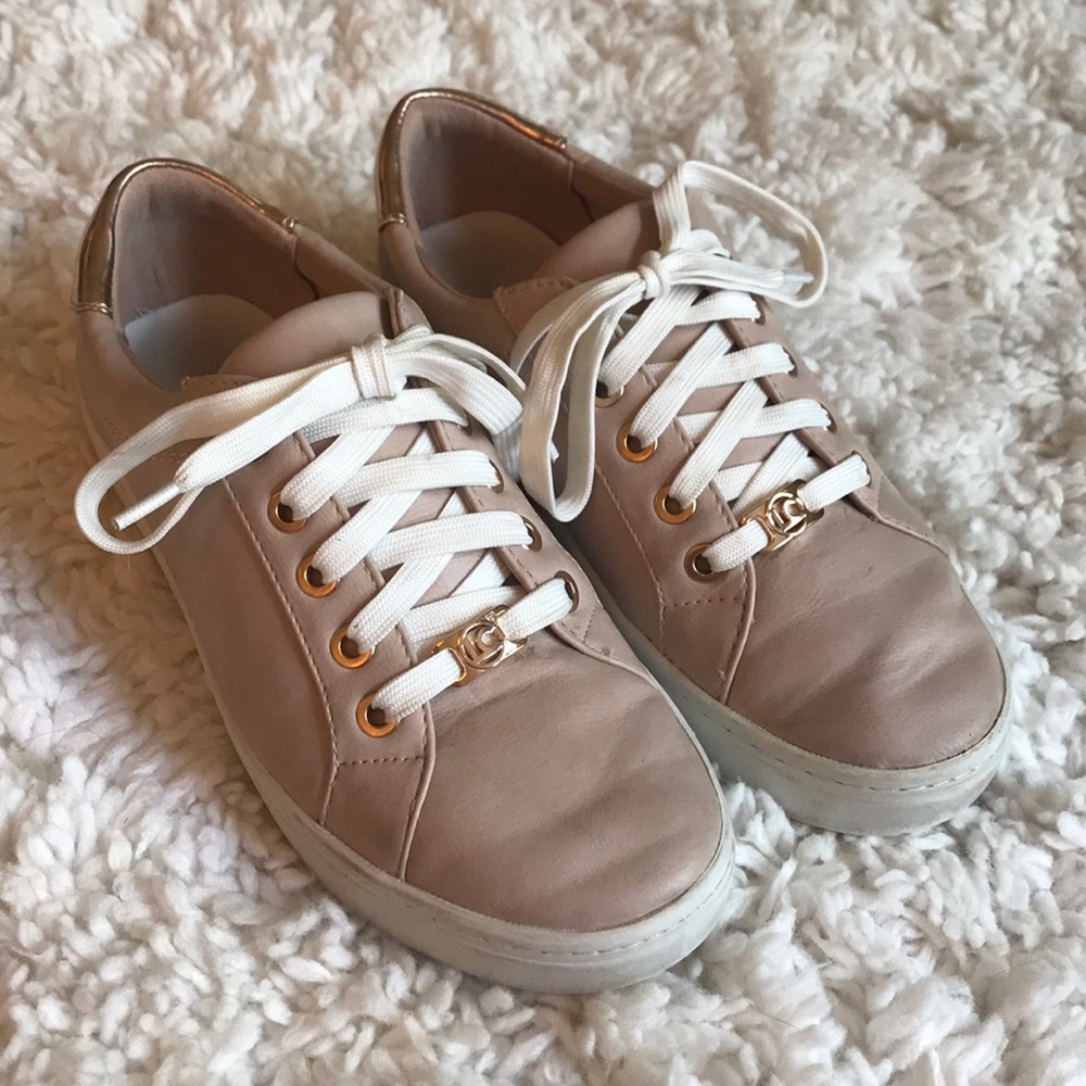Liz Clairborne Tennis Shoes - Rose Gold